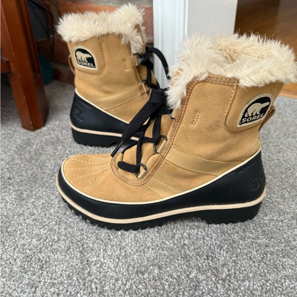 Sorel Womens Tivoli II Tan Suede Waterproof Fleece/Faux Fur Winter Boots 7